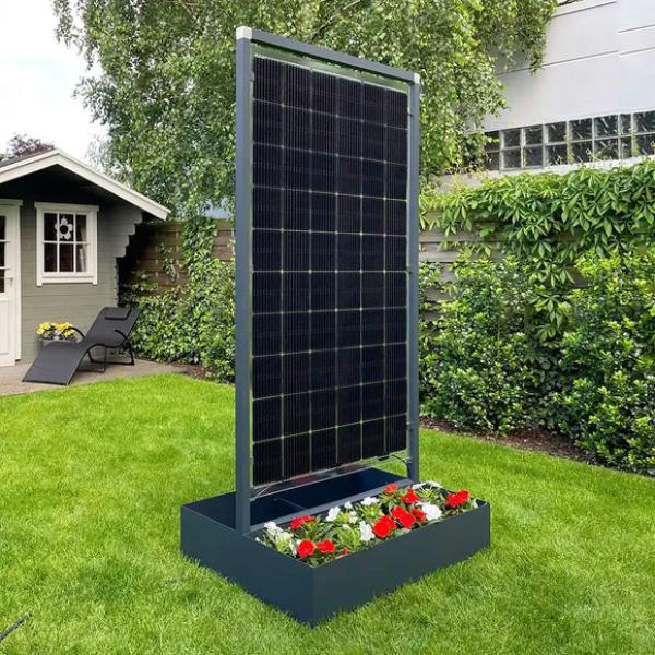 Solarblumenkasten Matilda 370Wp Sichtschutz BifazialHM 300W Hoymiles Wechselrichter